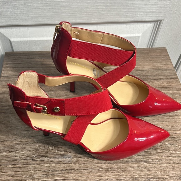 LIZ CLAIBORNE RED PATENT LEATHER HEELS POINTY TOE BACK ZIPPER HEELS SIZE 9M - Picture 7 of 9